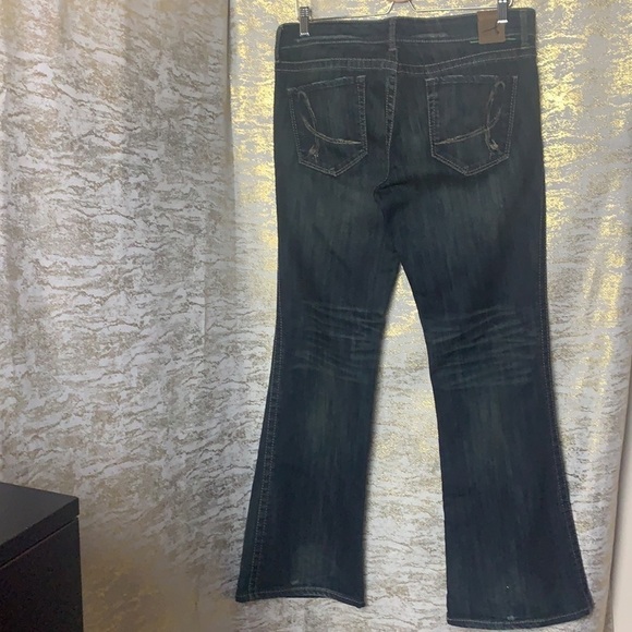 IN The Loop Dark Wash Flared/Wild Leg Blue Jeans Size 31 - Picture 7 of 15